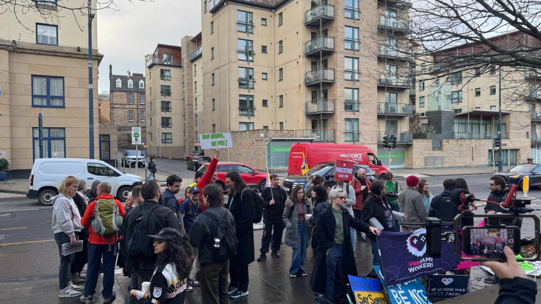 被开除员工在R星总部外激烈抗议 《GTA6》前景堪忧