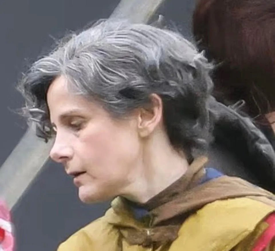 《哈利波特》剧集在英国恢复拍摄 新片场照片曝光