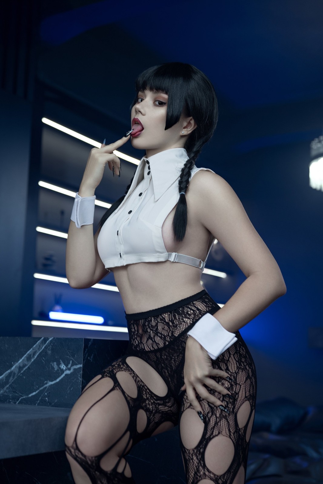 超还原！ 俄罗斯模特大胆cos星期三·亚当斯