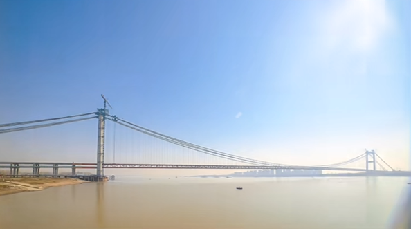 世界最大跨度！新长江大桥顺利桥合龙