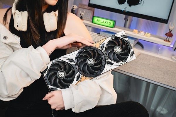 《控制》，但是米哈游——老米新作《Varsapura》实机演示上线