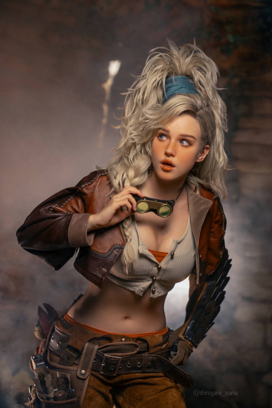 确实火热！ 毛妹cos《怪物猎人：荒野》杰玛