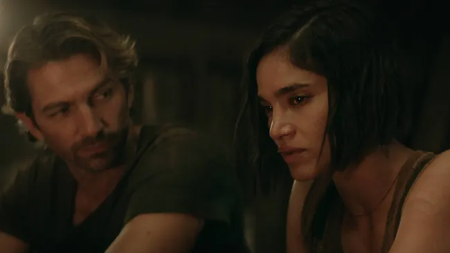 ζˡʩε½㡰ԸŮͬӰ