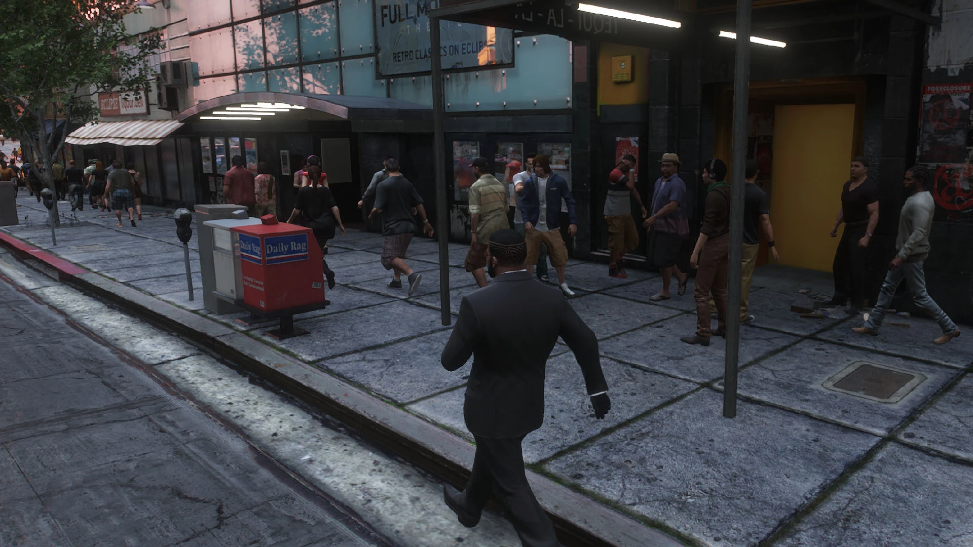 《GTA5》新模组推出：大幅提升洛圣都路人数量！