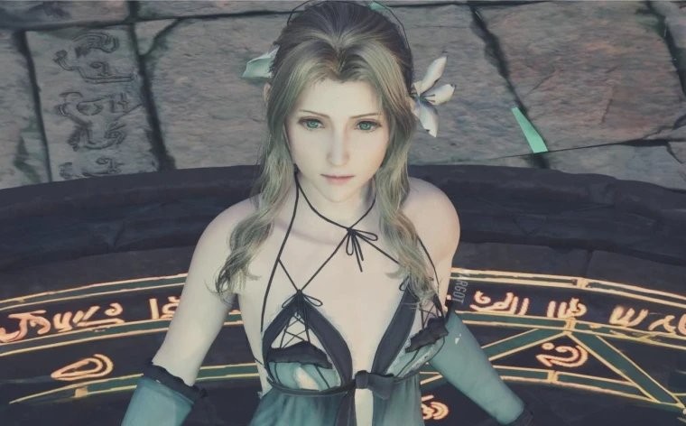 穿起来像尿布！ 《最终幻想7：永恒危机》爱丽丝联动服装遭修改引不满