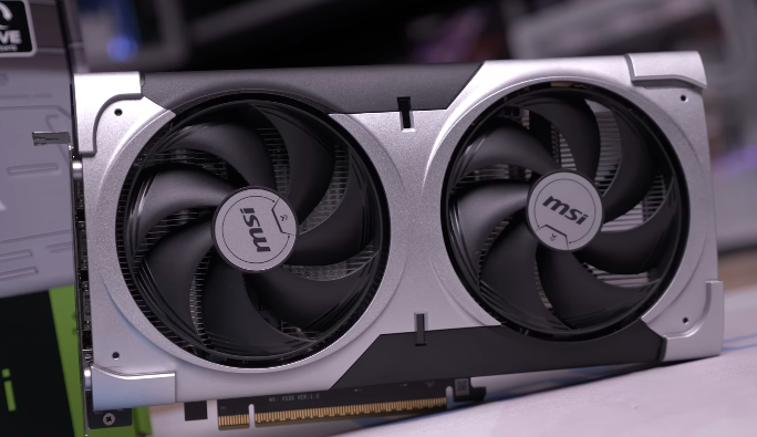 �ڴ�۸��������Կ�����5060 Ti 16GB�汾��ͣ��