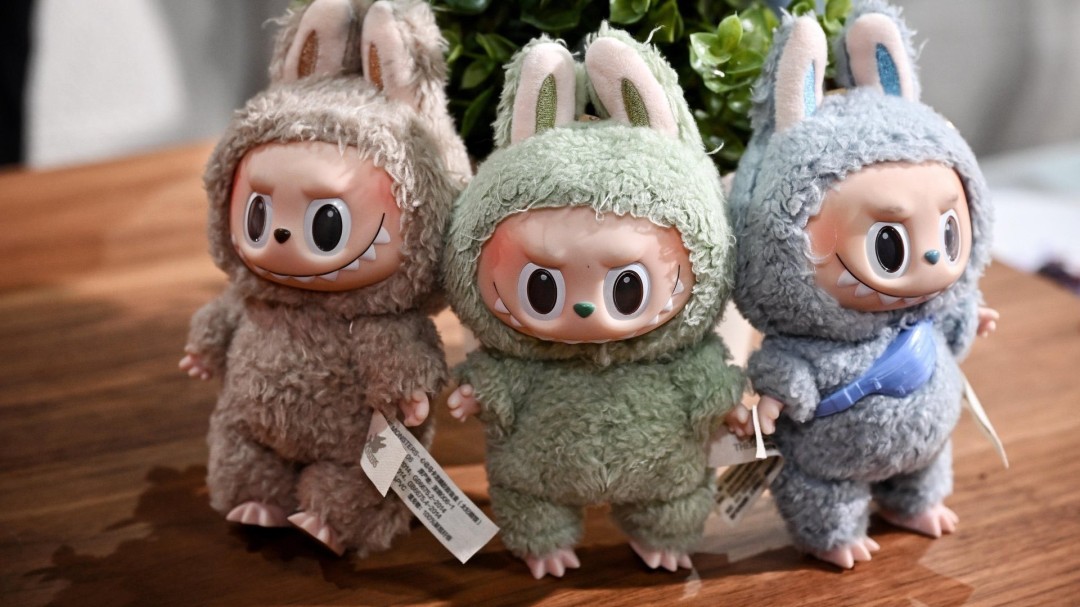 索尼官宣《帕丁顿熊》导演保罗·金将执导Labubu电影