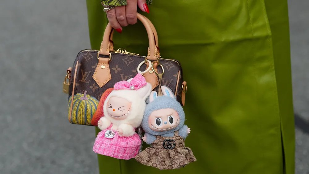 索尼官宣《帕丁顿熊》导演保罗·金将执导Labubu电影