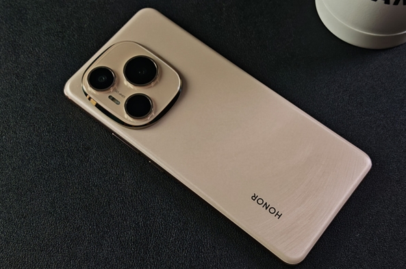 ����������� ��ҫWINϵ�н�ȫ���׷�10000mAh