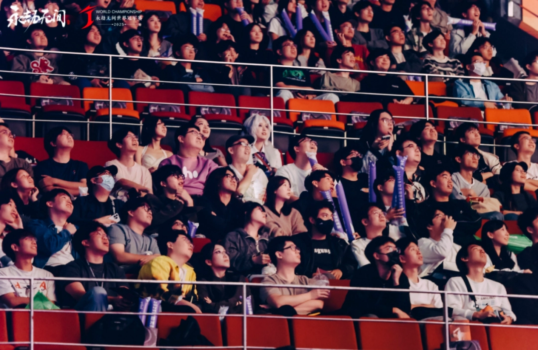 ������ʹ�����ڣ�����������