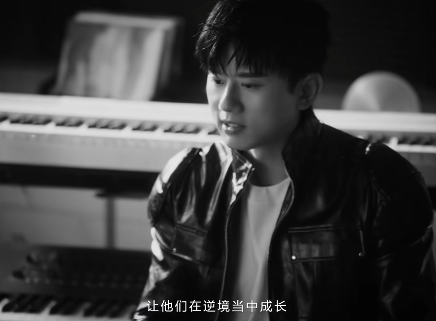 张杰回归情怀拉满！腾讯《逆战：未来》发布主题曲MV 