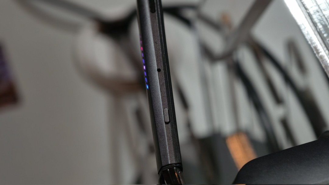 CES 2026：华硕发布ROG XREAL R1 全球首款240Hz OLED游戏眼镜