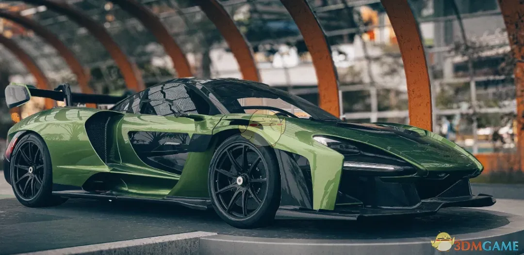 《赛博朋克2077》迈凯伦塞纳高性能跑车MOD