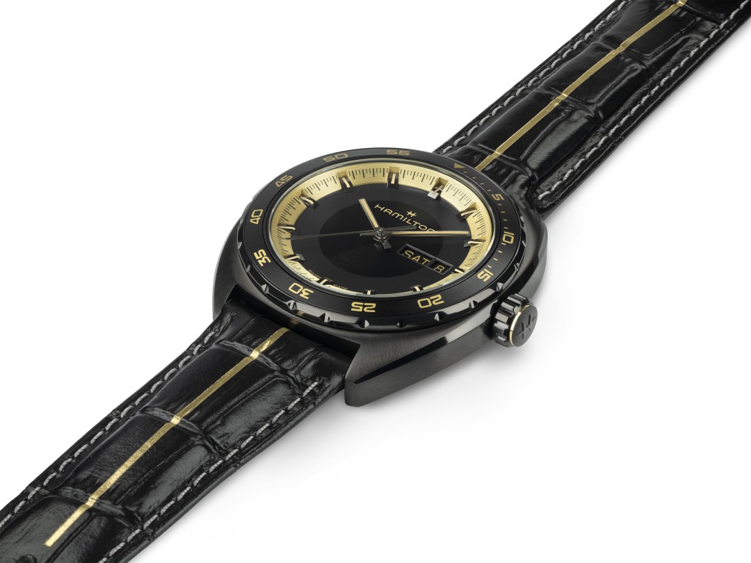 《生化危机9》海量新截图 展示视角、敌人、联动手表、手办