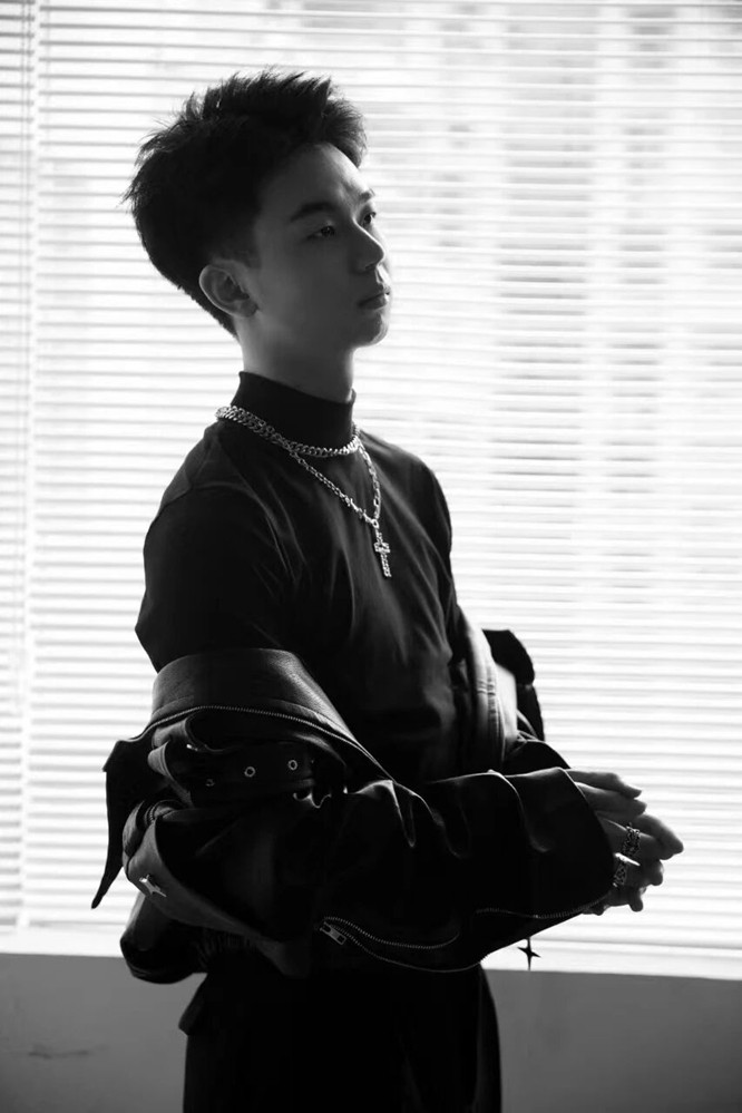 ����War3�ٹ⣡KK�ٷ���սƽ̨��Ѱ����һ��Sky���������̸�ڶ���