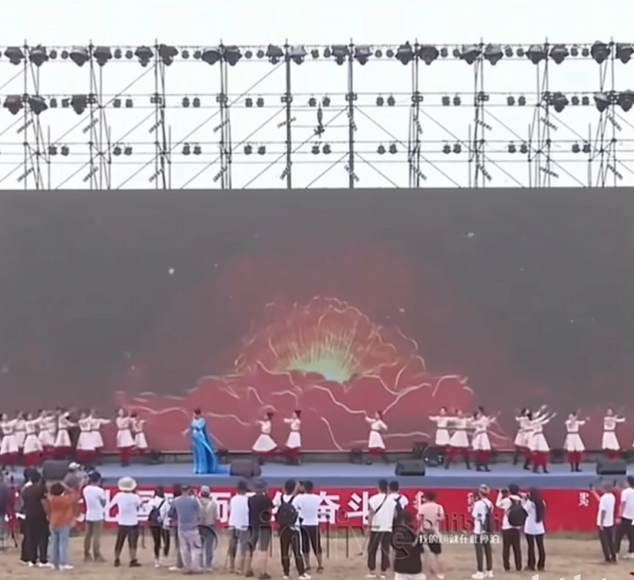 再度翻红的乌兰图雅，成了新的网络抽象圣体【365娱乐资讯网】