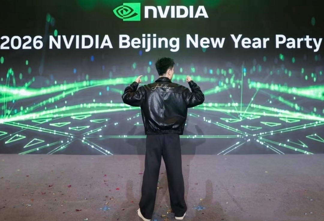 Ӣΰ��Ա��ɹ�����ţ���ս�������ѫ�ױ�ǩ��Ƥ��