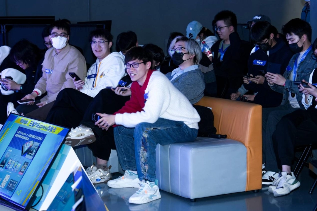 ��������רҵ�ĵ羺������ȴһ����������ĵ羺����