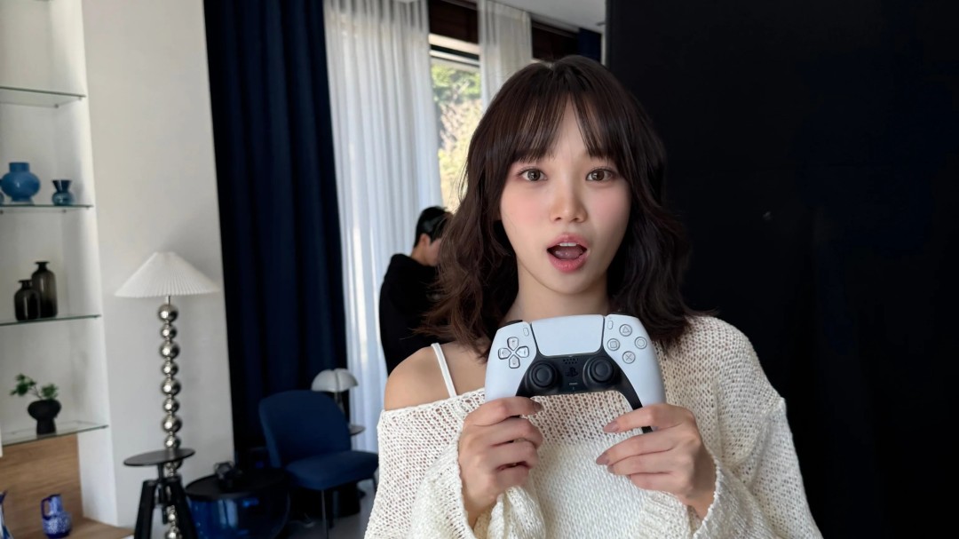 索尼PlayStation携手韩国女团偶像拍摄春节宣传短片