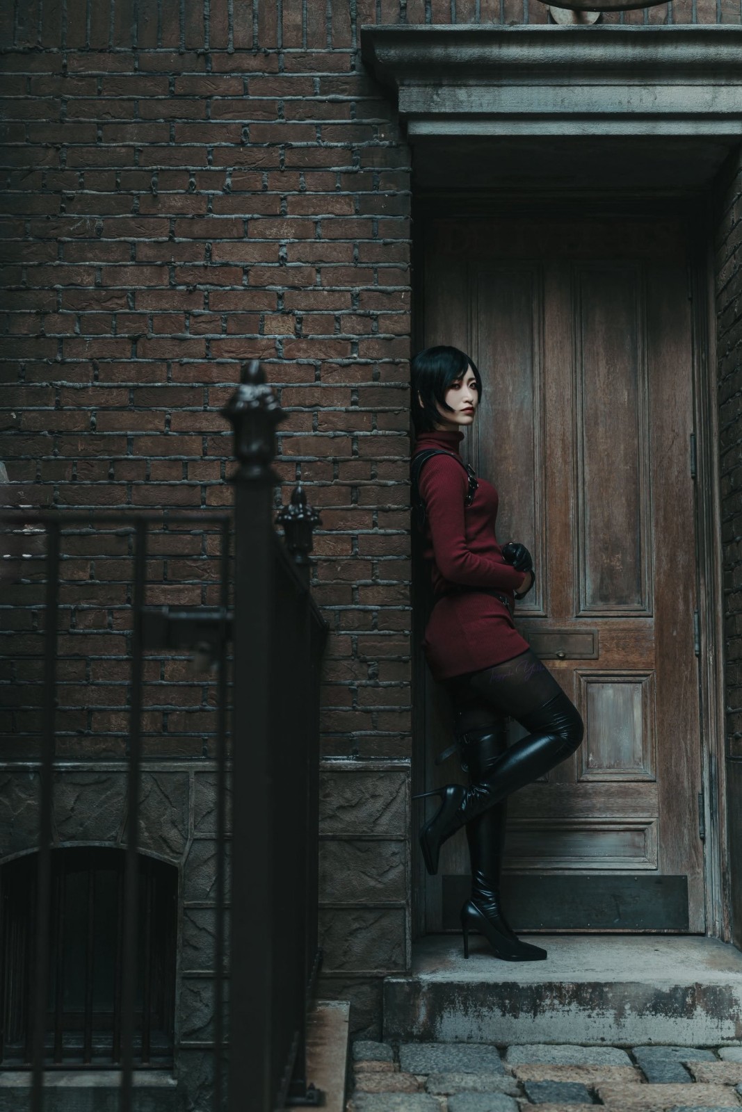 《生化危机》吉尔Cos美照 肤白腿长获玩家盛赞