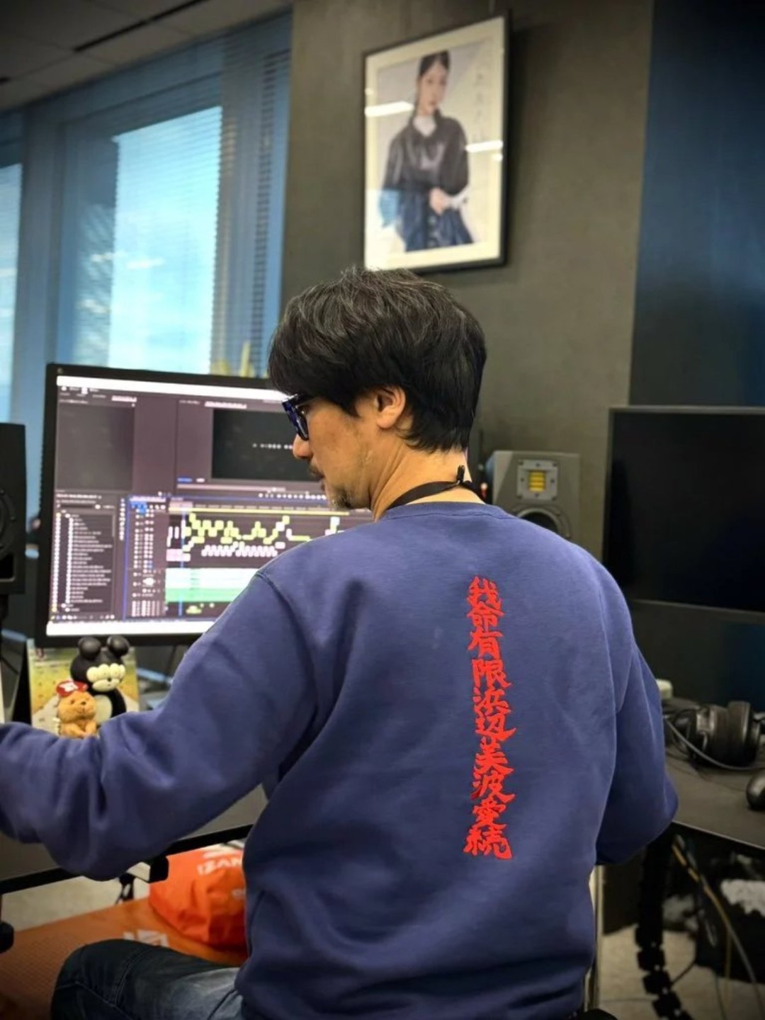 小岛秀夫晒工作照 粉丝猜测是《死亡搁浅2》PC版预热