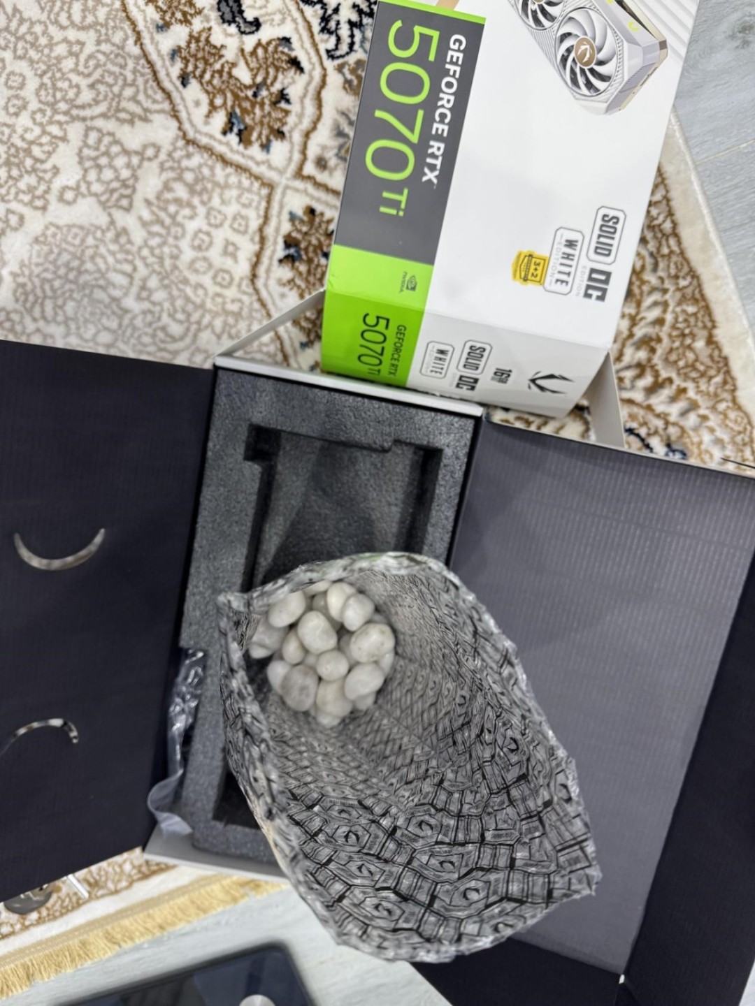 �����˱�ƭ������5070Ti�Կ� �յ�ȴ��һ�����ʯ