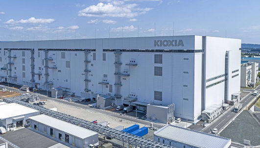 铠侠业绩创新高！2026年NAND闪存产能已预订一空