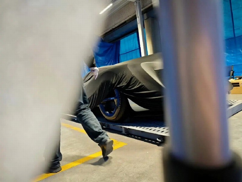 �׾��������ˣ������ĵ�С�׳����ܳ� ���κ���ͷ