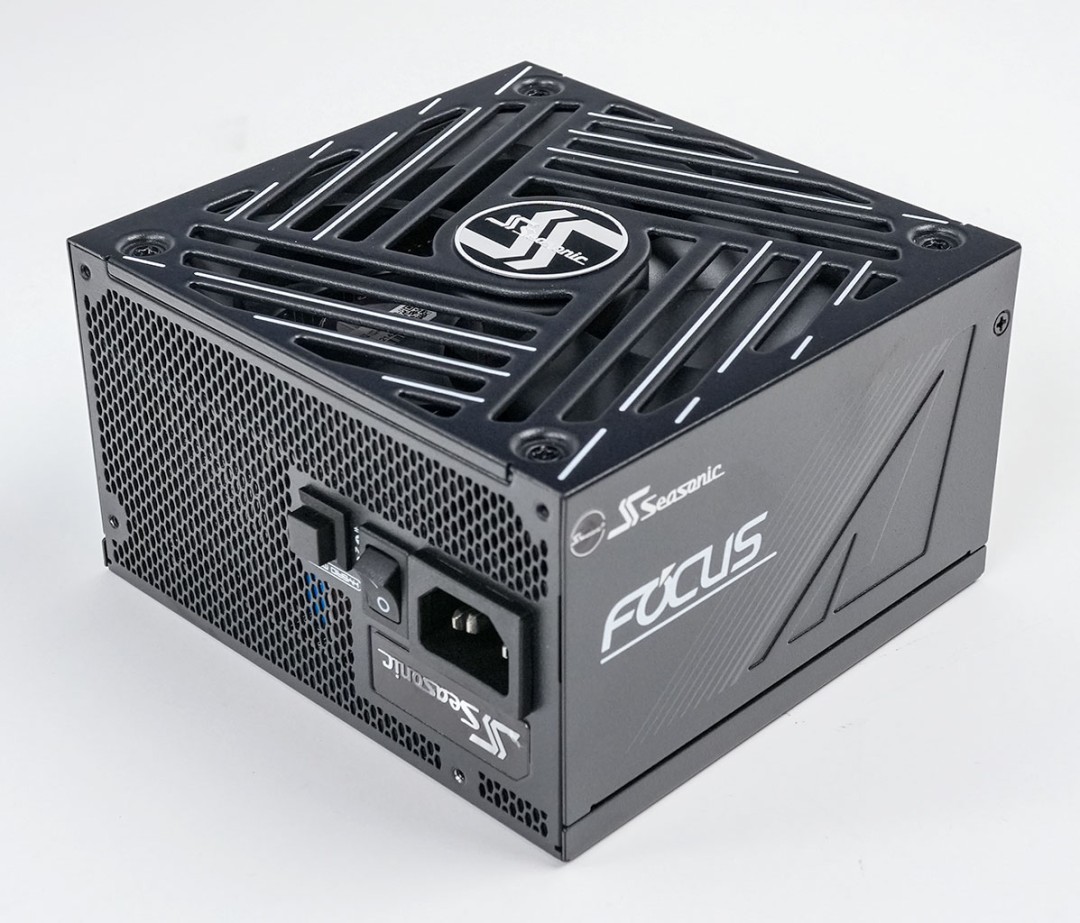 ������Σ��9����������34���Կ����� 5090����ǿ�޵�