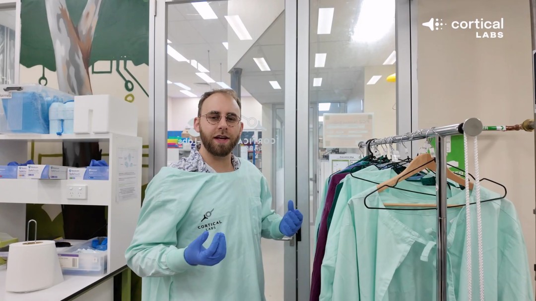 震惊！芯片上的人脑细胞一周内学会了玩《毁灭战士》