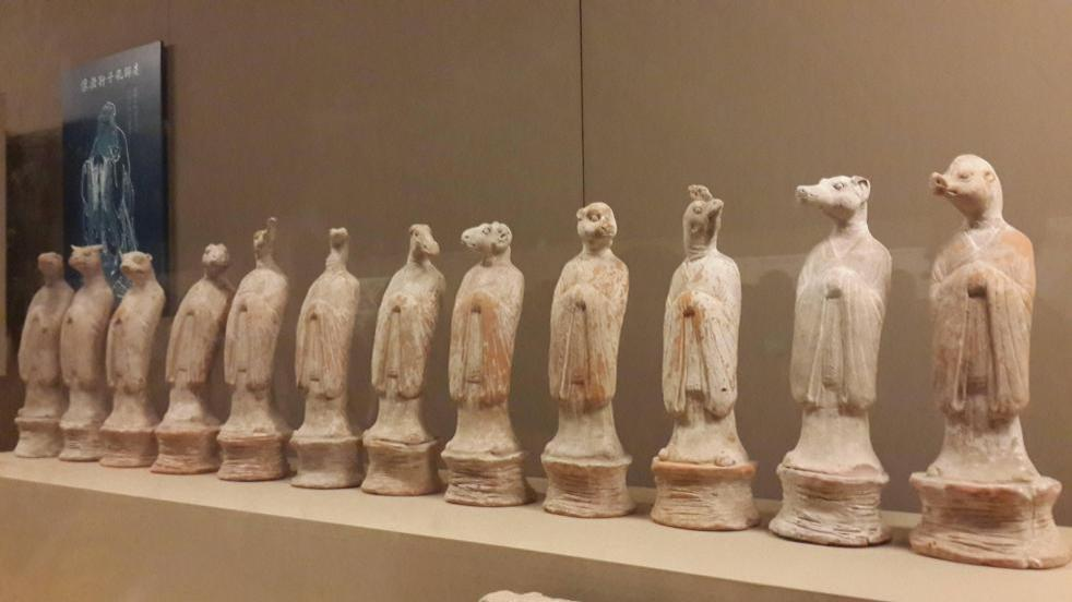 �������ص�����ʽ־�����׶��Σ�PV�������˶���ϸ�ڣ�