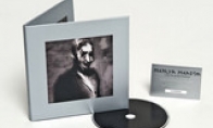 Behind the story: Singer Marilyn Manson's new album adopts PS1 disc