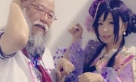 See crying!Japanese "Sailor Service Grandpa" Guangzhou Manzhan COS scares netizens
