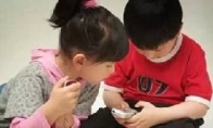 Crying in the toilet after 90!After 00, imitation of the game desire to marry in reality