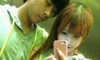 Take a photo of professional players and girlfriends of "League of Legends" with strength