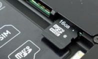 This is all the head mobile phone manufacturers of Apple belt began to collectively abandon the memory card