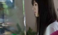 The temperament is pure and cute!White shirt school girl canteen candid online popularity