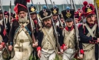 People in the city are really playing!5000 Army fans all -view of the Battle of Waterloo