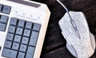 Let the peripheral shine fingertips Reperlion V100C backlit game key and mouse suit reward