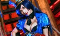 "League of Legends" Picheng Women's Police Sexy COS Devil's figure can't hold it