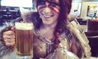 Hand is awesome!Foreign girls create "Elder Scrolls 5: Sky" War Armor