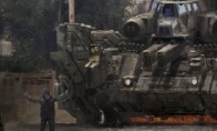 Giant mech and small human Chinese artist new science fiction style work is shocking