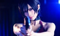 "Biochemical Crisis 4" Aida sexy COS picture wears high fork cheongsam pistols