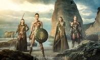 "Wonder Woman" exposed new photos!Galgado holds a shield with a shield and a beautiful appearance