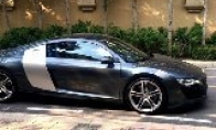 The local tyrants are angry!"LOL" player spray opponents with sports cars, willing to kneel in person