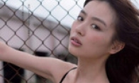 Uchida's new photo exploration cheongsam beauty appeared in Taiwan is her