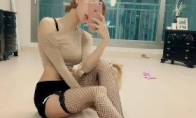 Korean female anchor Croy's sexy private photos are exposed to development too much