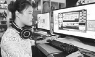 Three guys founded a company employee to accompany someone to play the game nearly 10,000