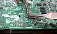 I am so surprised!When foreign players repair PS4, I found that there is a snake in it