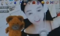 A miserable scene of the 22 -year -old online beauty anchor and fans opened the house